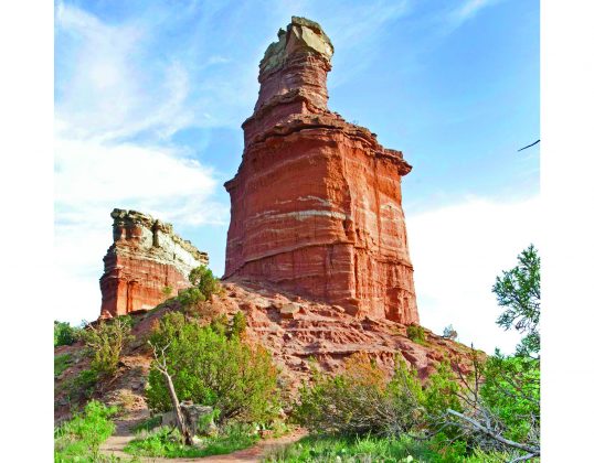 Lighthouse Rock vertical, rvsd