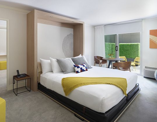 BEI-San-Francisco_Co-Work-Co-Live-Room_credit-Paul-Dyer
