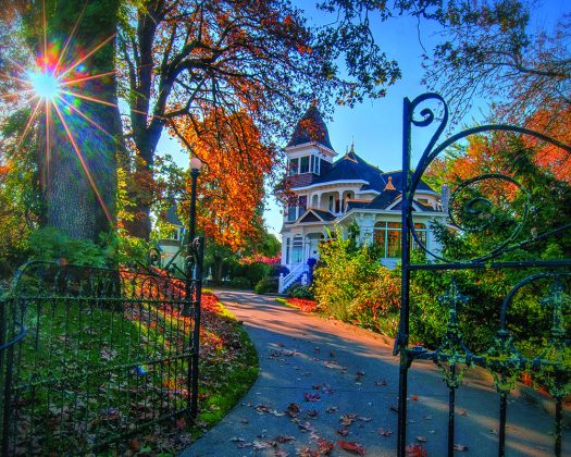 DeepwoodEstate_fall_Ron-Cooper