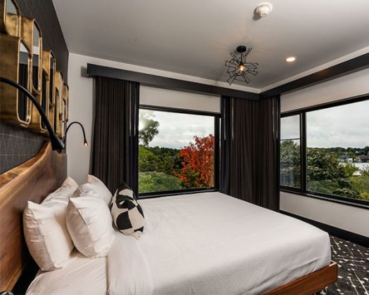 Hotel-Earl-Bedroom