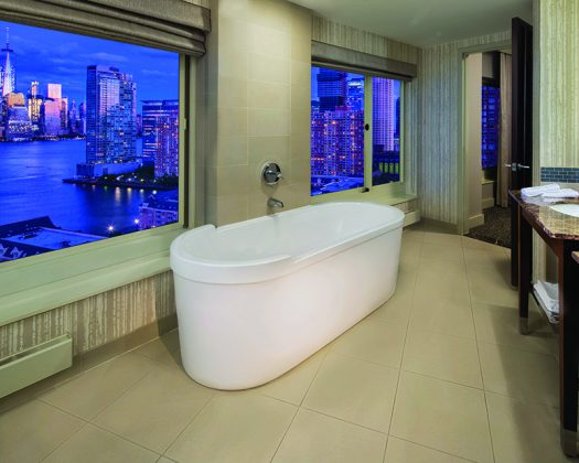 wes3049gb-195700-Newport-King-Bathroom
