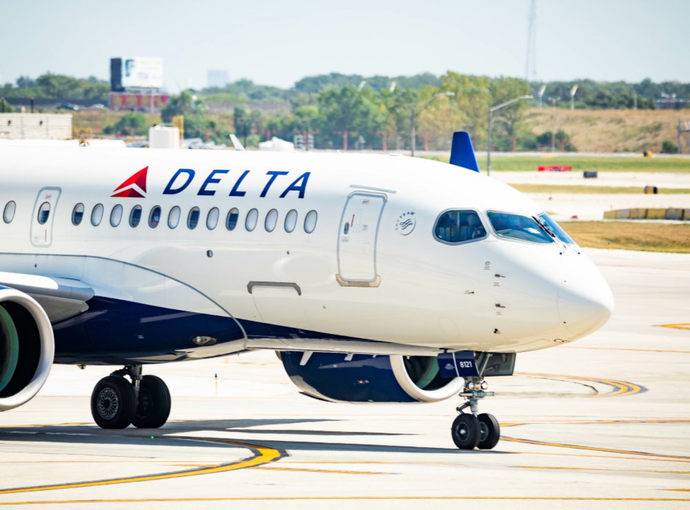 Image of Delta aircraft on the tarmac. March 17, 2023