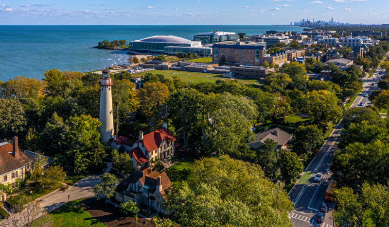 thumbnail_Gross-Point-Lighthouse