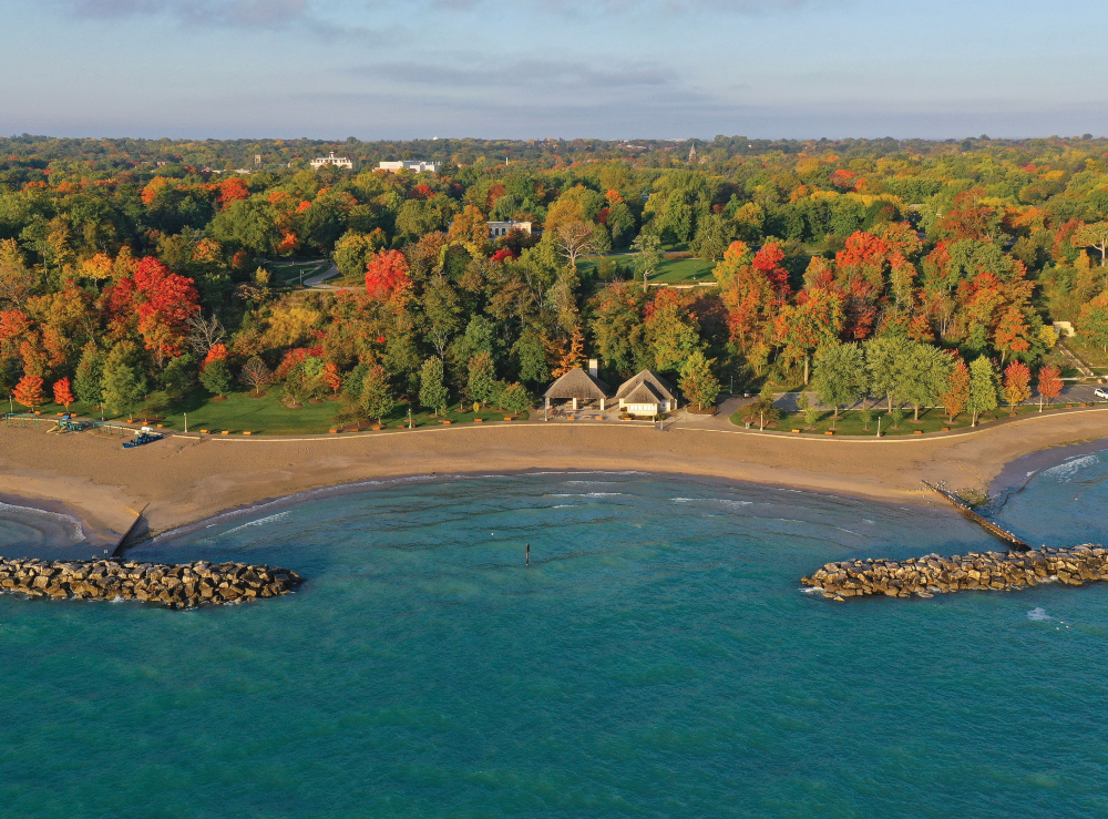 Forest Park Beach in Lake Forest
