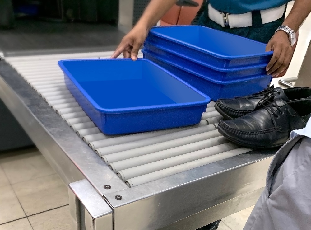 7.7.25 TSA ends shoes-off policy; no long requires travelers to remove shoes at airport screening