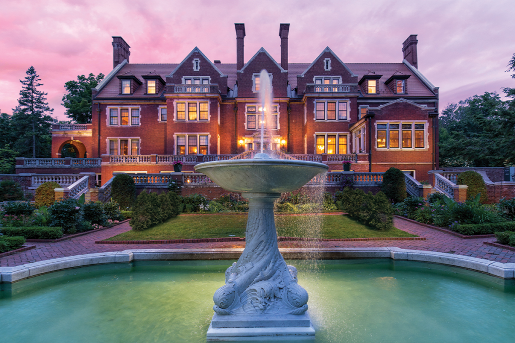 Glensheen Mansion at sunset