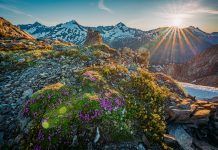Snohomish County Is Washington’s Convenient National Parks Gateway 7.15.26 Some 90 minutes north of Everett, Washington, in Snohomish County, North Cascades National Park is one of three national parks in western Washington. || Photo by Nathan, courtesy of Adobe
